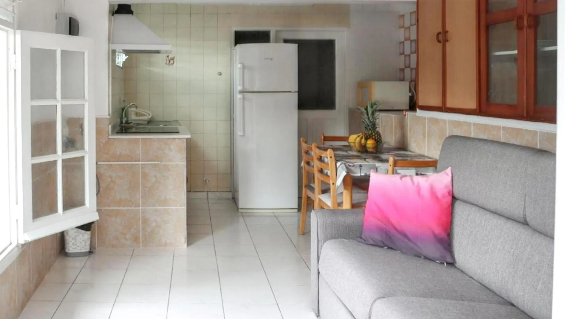 Appartement Charmant Au Coeur Du Gosier, Vue Sur La Montagne Le Gosier