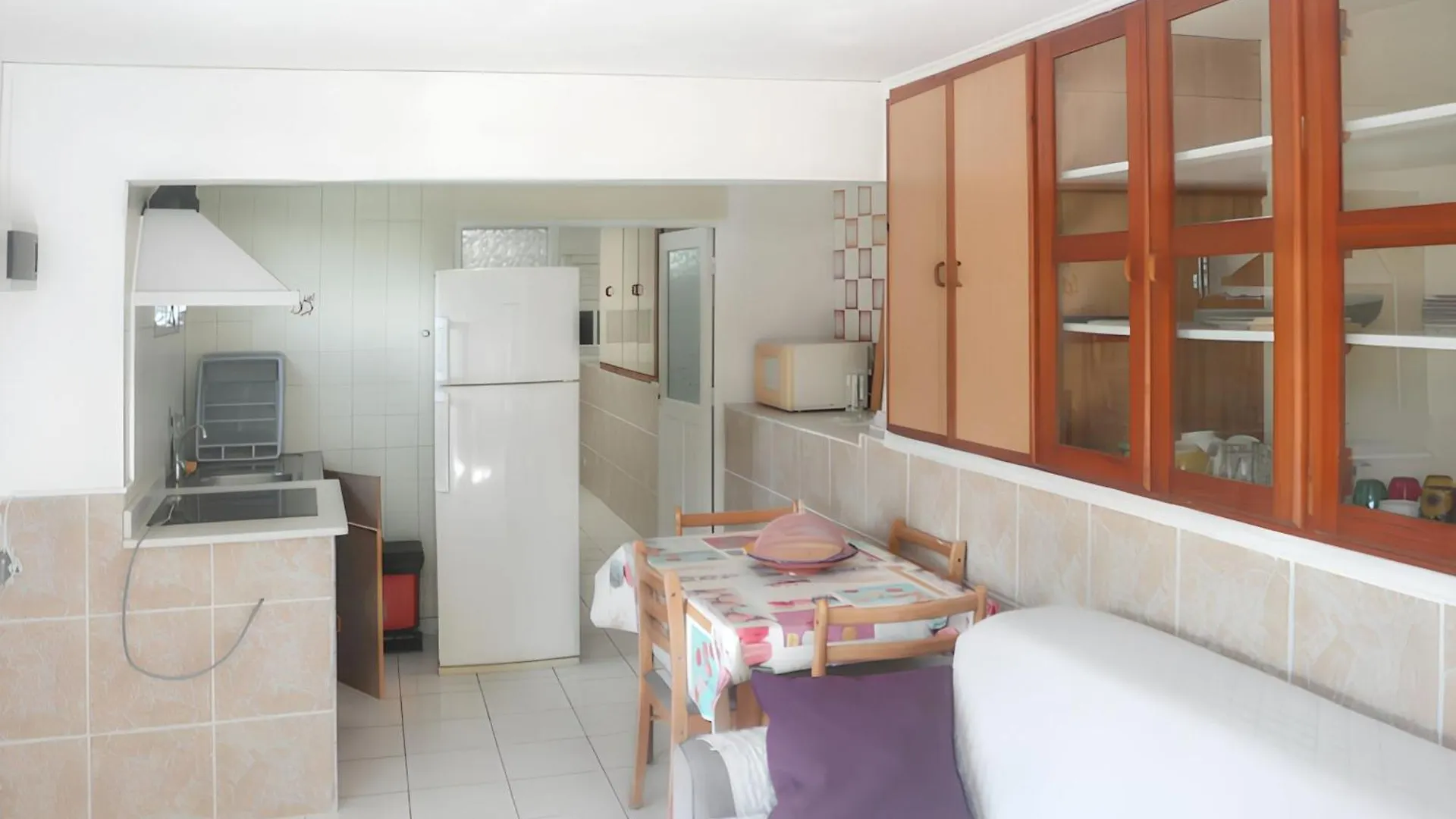 Appartement Charmant Au Coeur Du Gosier, Vue Sur La Montagne Le Gosier